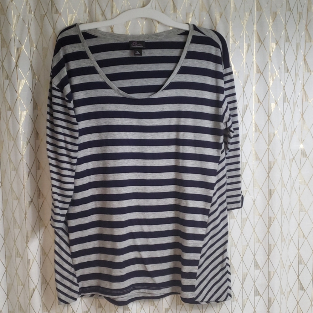 Maternity top